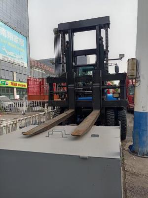 叉车